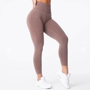 NEW NVGTN SEAMLESS LEGGINGS
